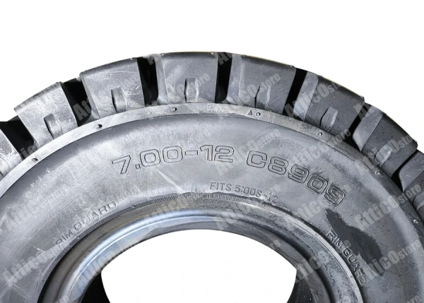 Шина цельнолитая CST 7.00-12 С8909 CL